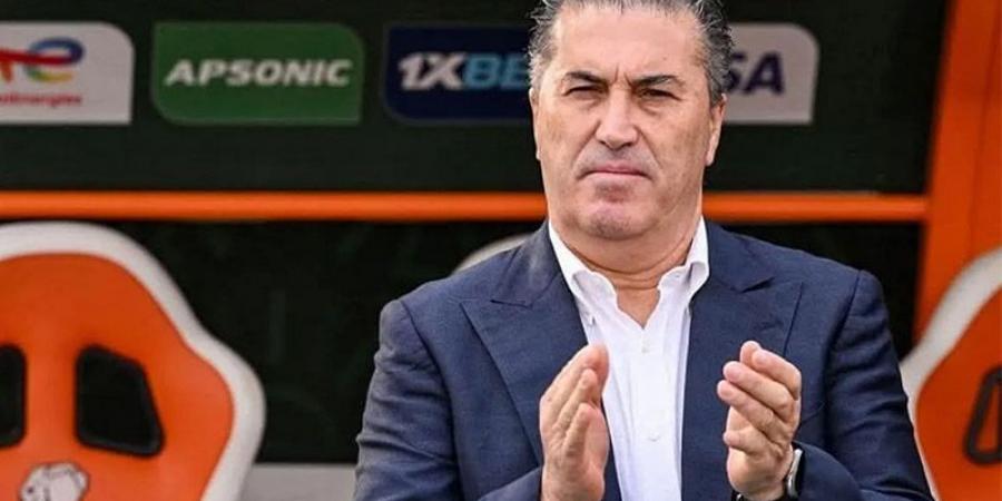 الزمالك يعلن إقالة مدربه بيسيرو