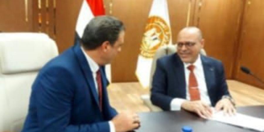 وزير العمل : فرص محلية وخارجية وزيادة دعم العمالة غير المنتظمة