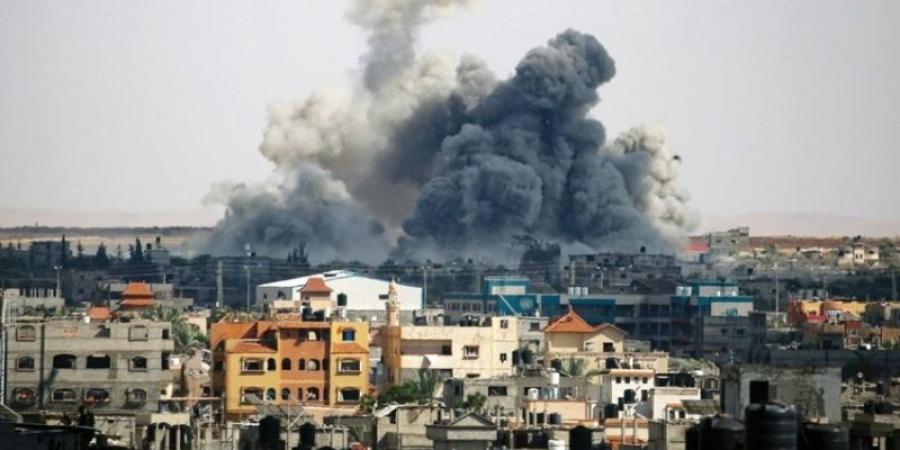 استشهاد 11 فلسطينيًا في قصف إسرائيلي شمال وجنوب قطاع غزة