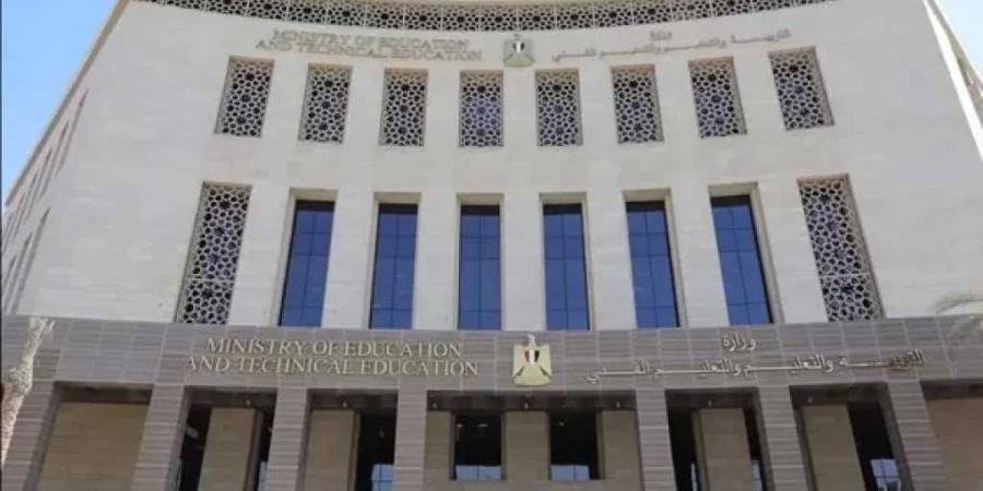 استبعاد معلمة بعد ضربها تلميذ مصاب بالسكر بإحدى مدارس القاهرة