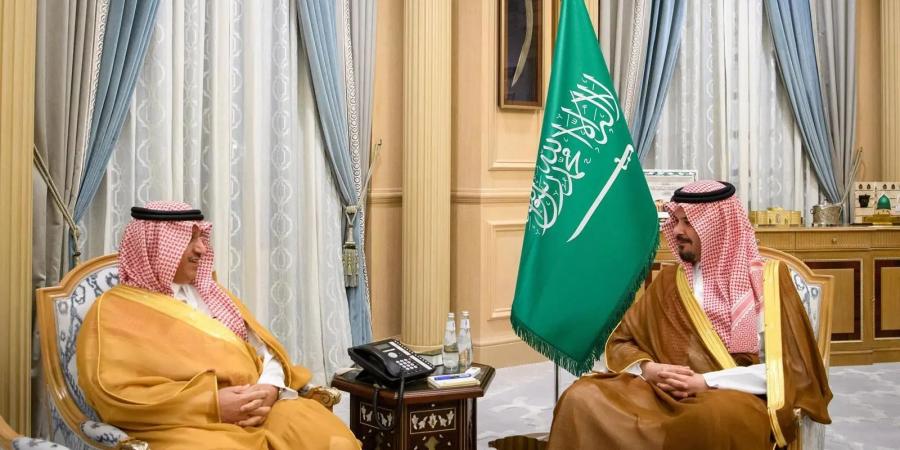 أمير منطقة المدينة المنورة يلتقي وزير التعليم