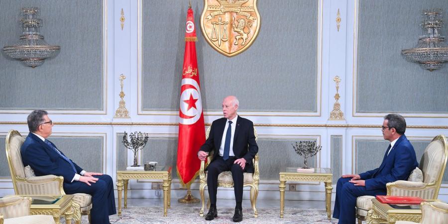 رئيس الجمهورية يلتقي رئيسي البرلمان ومجلس الجهات والأقاليم