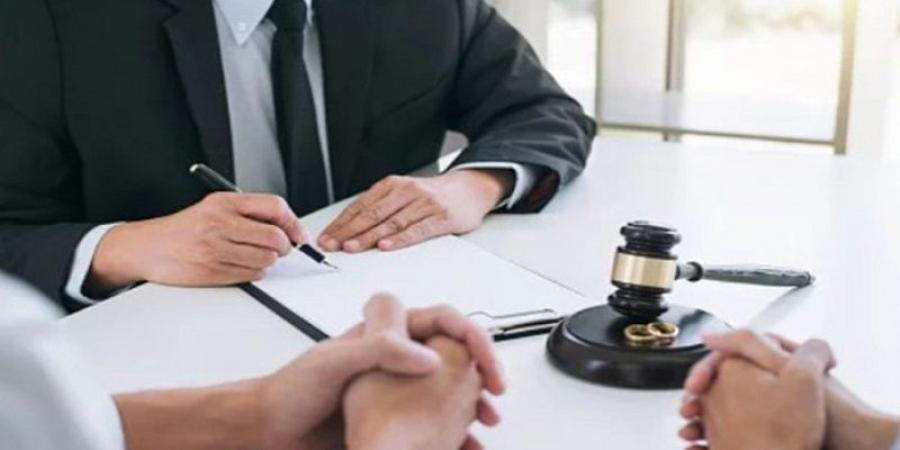 مبادرة تشريعية تسمح بالطلاق عند عدل الإشهاد دون المرور إلى المحاكم