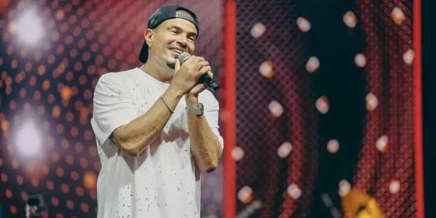 حفل أسطوري .. عمرو دياب يشعل ”الارينا” في أعلى حضور جماهيري بالكويت