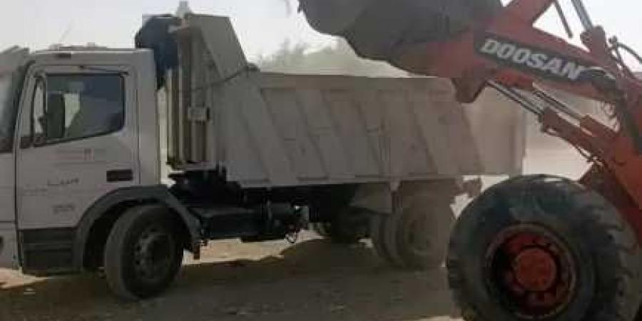 محافظ أسيوط: حملات نظافة موسعة ورفع أكثر من 200 طن مخلفات وهدم مبانٍ أسفل كوبري الواسطى نطاق حي شرق
