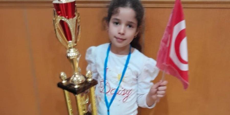 حصلت على المرتبة الأولى عالميا في الحساب الذهني: عائلة الطفلة أسيل بوزيدي تناشد إحاطة الدولة