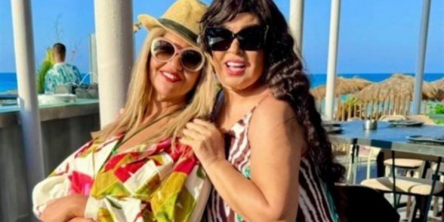 فيفي عبده تخرج عن صمتها: "بوسي شلبي كانت زوجة محمود عبد العزيز مش سكرتارية"