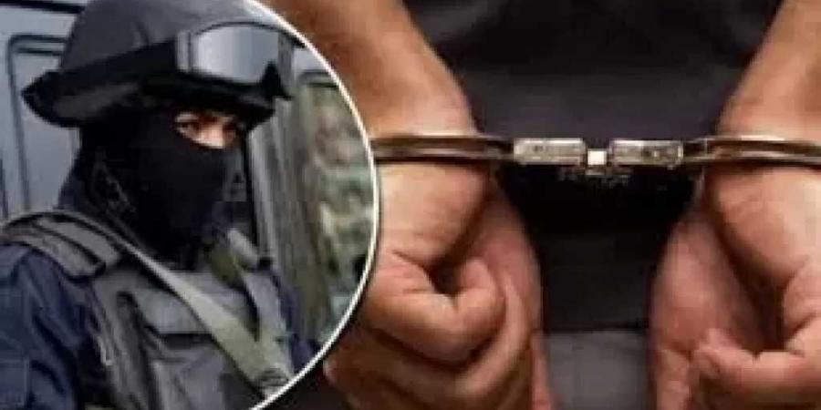 ضبط شخصين بالقاهرة لقيامهما بإرتكاب وقائع النصب وسرقة المواطنين بأسلوب ”انتحال الصفة”