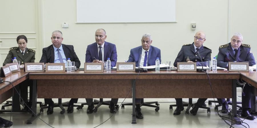 ممثلون عن وزارة الداخلية يؤكدون في جلسة استماع لهم بالبرلمان، على المسؤولية المشتركة لتطوير العمل البلدي