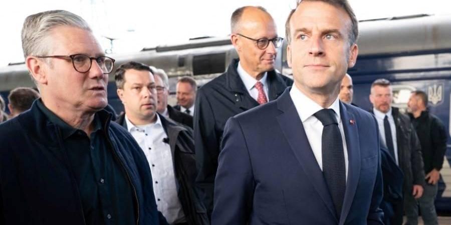 ماكرون يدعو إلى «محادثات مباشرة» بين روسيا وأوكرانيا