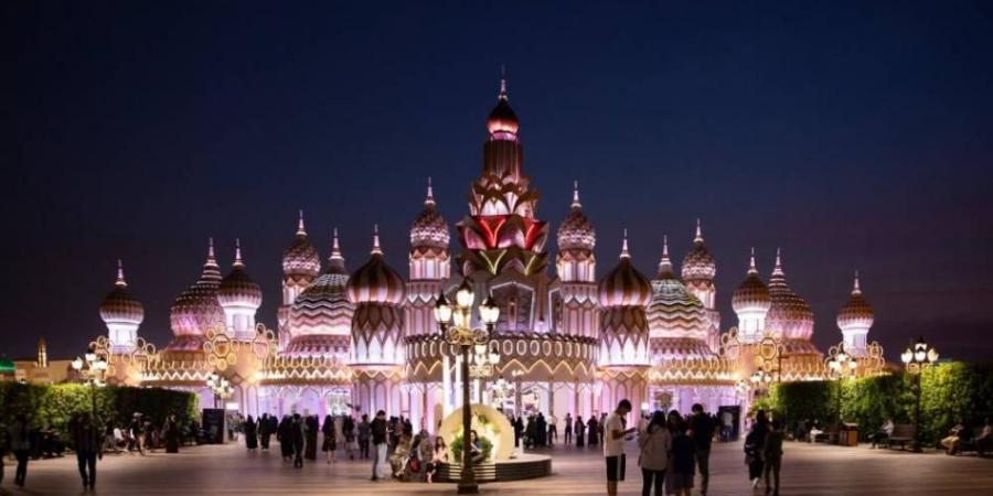 القرية العالمية تمدد موسمها الـ29 حتى 18 مايو
