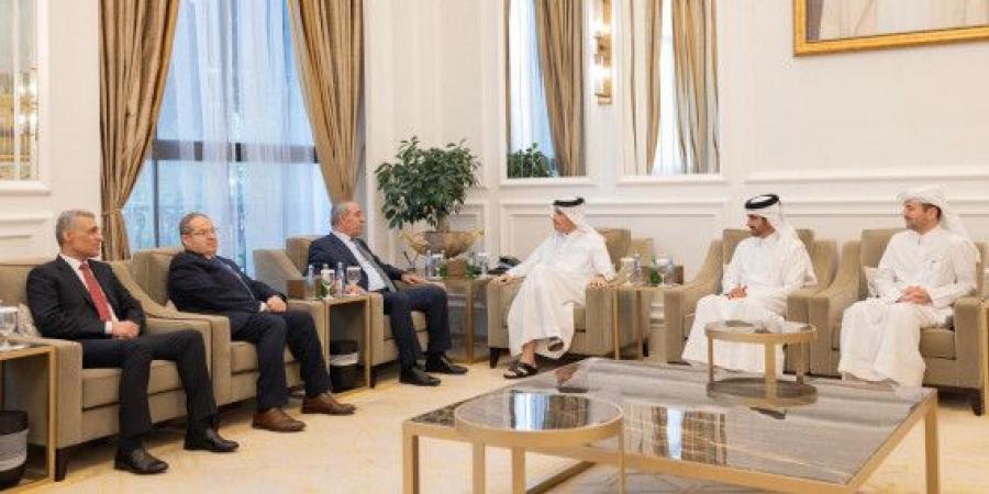 تفاصيل اجتماع نائب الرئيس الفلسطيني مع وزير الخارجية القطري بشأن آخر التطورات في فلسطين