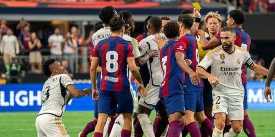مواعيد مباريات اليوم والقنوات الناقلة| الكلاسيكو وصدام ليفربول وأرسنال
