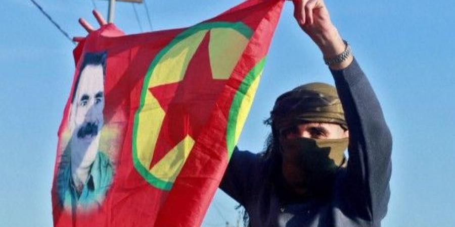 حزب العمال الكردستاني ينهي 40 عاماً من القتال بحلّ نفسه وإلقاء سلاحه