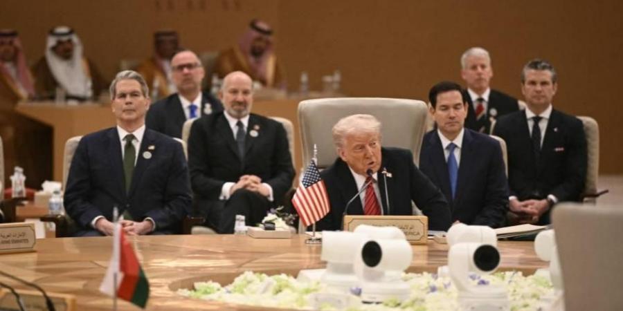 ترامب: نسعى لإنهاء حرب غزة.. وندرس تطبيع العلاقات مع سوريا