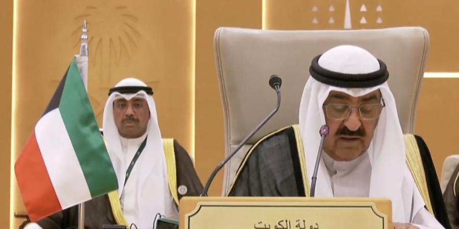 أمير الكويت يشيد بدور المملكة وولي العهد في إنجاح القمة الخليجية–الأمريكية