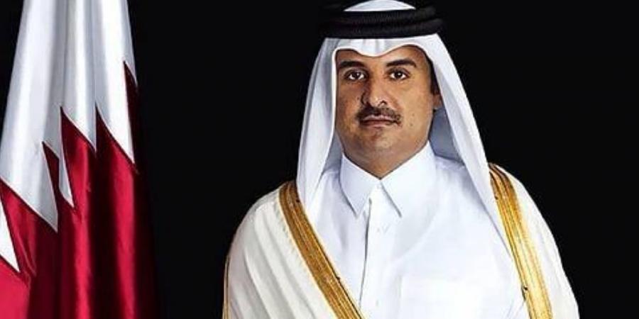 أمير قطر يصل الرياض وفي مقدمة مستقبليه نائب أمير المنطقة