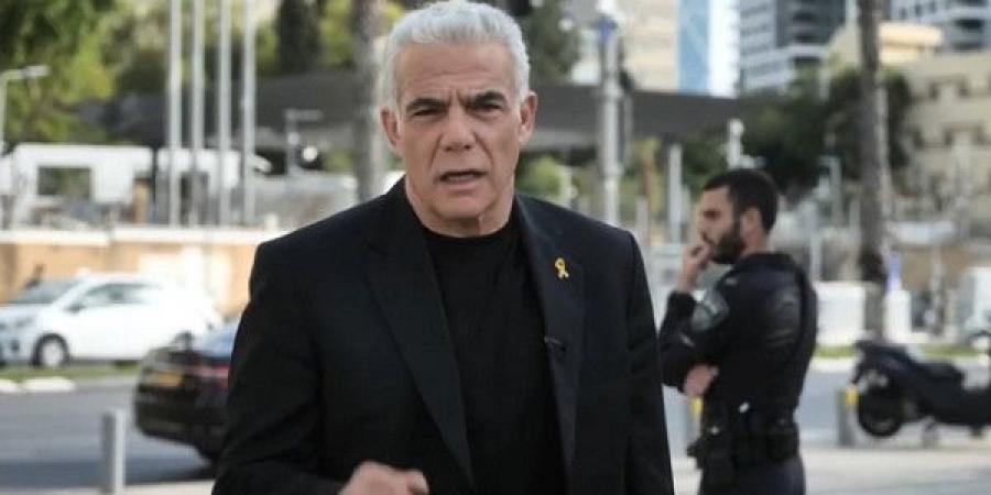 لبيد بعد إحاطة أمنية مع نتنياهو: قرار واحد من كابنيت يفصلنا عن إتمام الصفقة