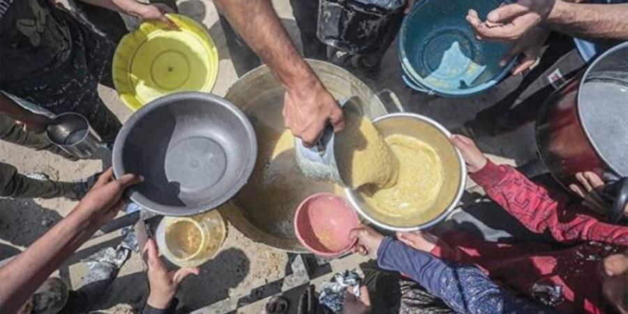 هجوم حاد على الرئيس الفرنسي بسبب انتقاد منع إيصال المساعدات لغزة