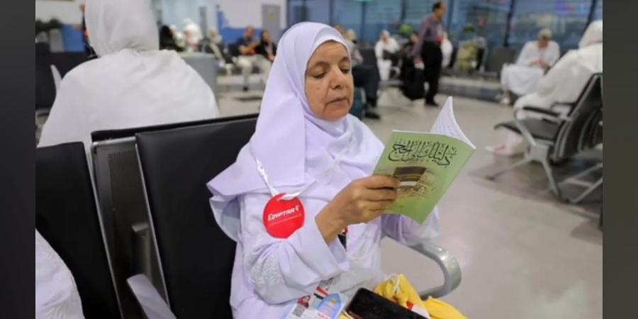 وزارة الداخلية: مغادرة أول فوج من حجاج القرعة إلى الأراضي المقدسة