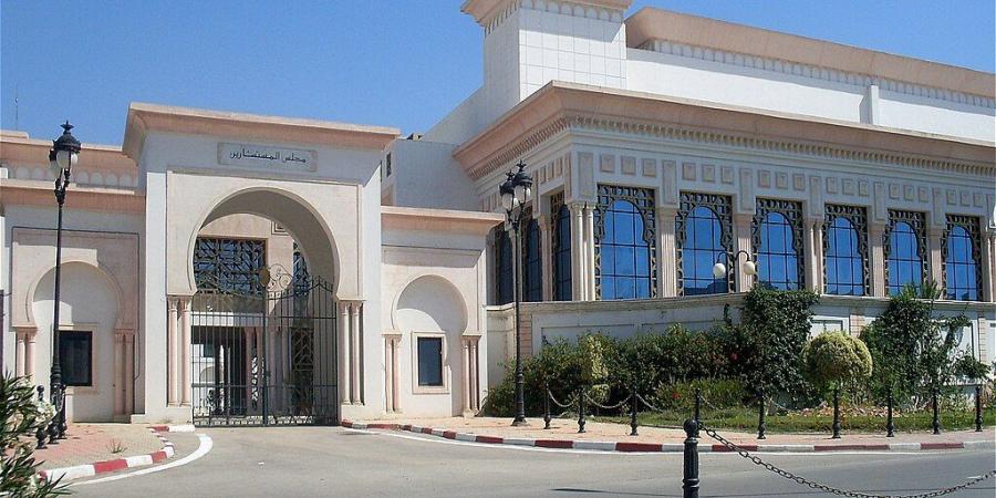 مكتب المجلس الوطني للجهات والأقاليم يقرر برمجة جلسات حوارية مع وزراء وتوجيه 20 سؤالا كتابيا