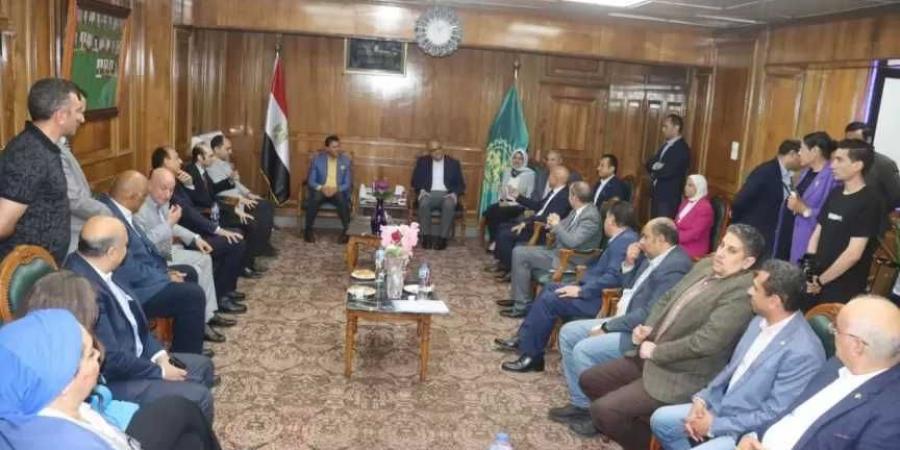 وزير الشباب والرياضة يصل القليوبية لبدء جولة تفقدية موسعة بالمحافظة