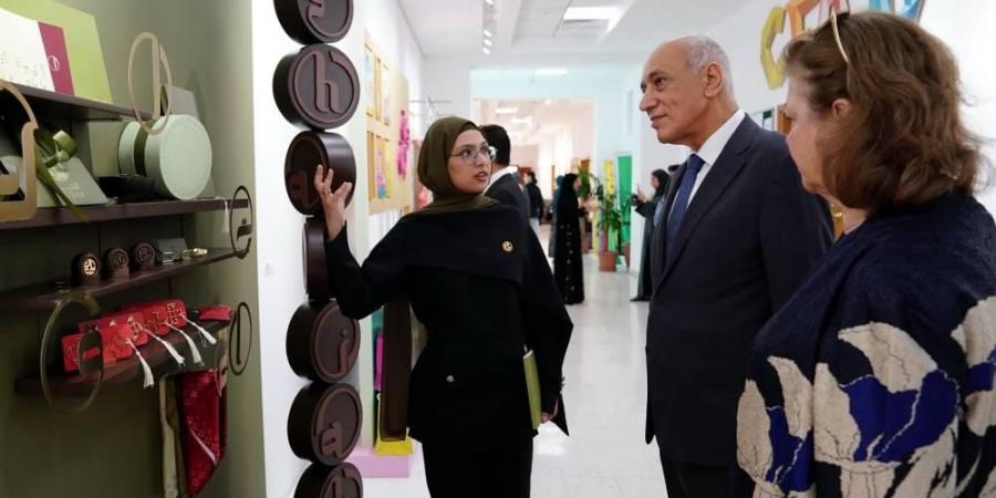 «فنون» جامعة الشارقة تحتفي بإبداعات الطلبة