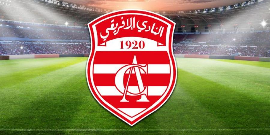 فيما دخيل يتمسك بالبقاء ...أحباء الإفريقي يطالبون ب«المحاسبة» و«تشامبرز» يشرع في الاصلاحات