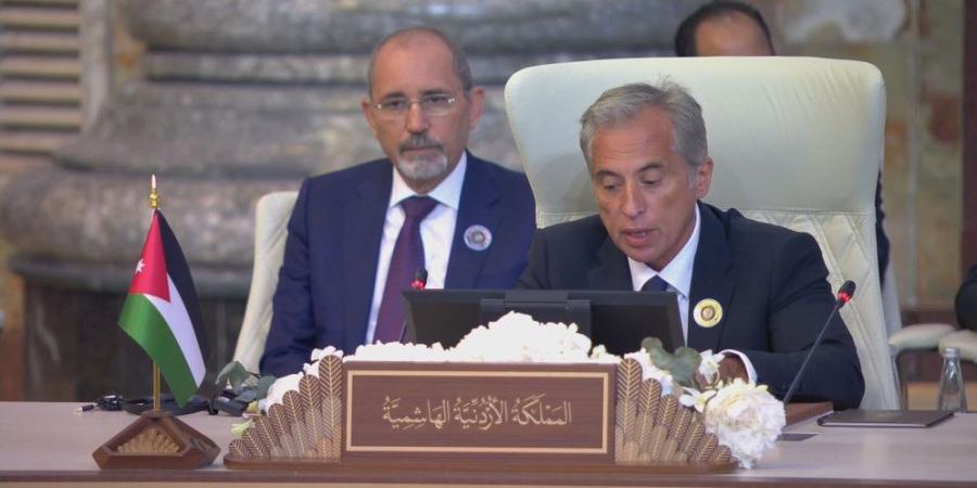 حسان مندوبًا عن الملك خلال القمة العربية:" الناجون من أهل غزة يعانون الجوع والعطش"