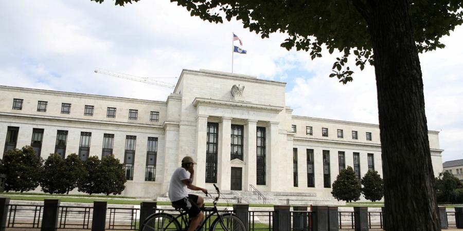 الاحتياطي الفيدرالي الأمريكي يعتزم خفض عدد موظفيه بنسبة 10% خلال عامين