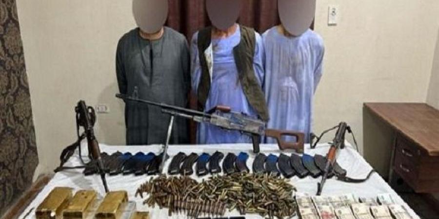 القضاء على بؤر إجرامية لتجارة المخدرات ومصرع 3 عناصر شديدة الخطورة بأسيوط وقنا