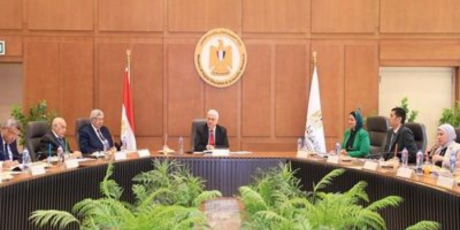 الحصاد الأسبوعي لأنشطة وزارة التعليم العالي..إنفوجراف
