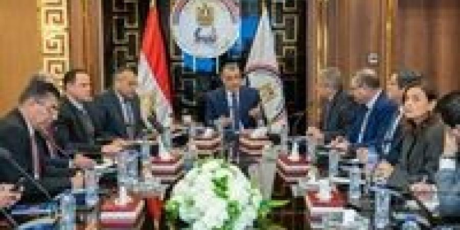 فى إطار الإعداد والتجهيز للمعرض الدولى للصناعات الدفاعية والعسكرية " إيديكس 2025 "