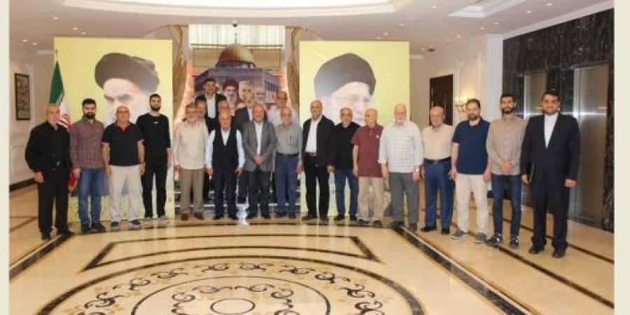 السفير أماني التقى وفدا من منتدى الحوار الثقافي
