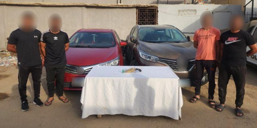 أمن القاهرة يضبط المتهمين بإطلاق نار على طليق شقيقتهم بالسلام (فيديو)