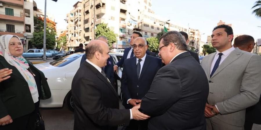 وزير العدل يتفقد أعمال تطوير محكمة جنوب الجيزة الابتدائية