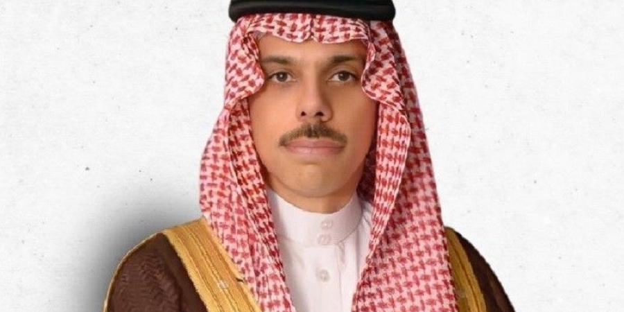وزير الخارجية يتلقى اتصالًا هاتفيًا من وزير خارجية جمهورية مقدونيا الشمالية