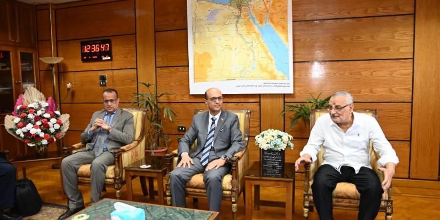 الدكتور المنشاوي يلتقي وفد المجلس الوطني للاعتماد EGAC