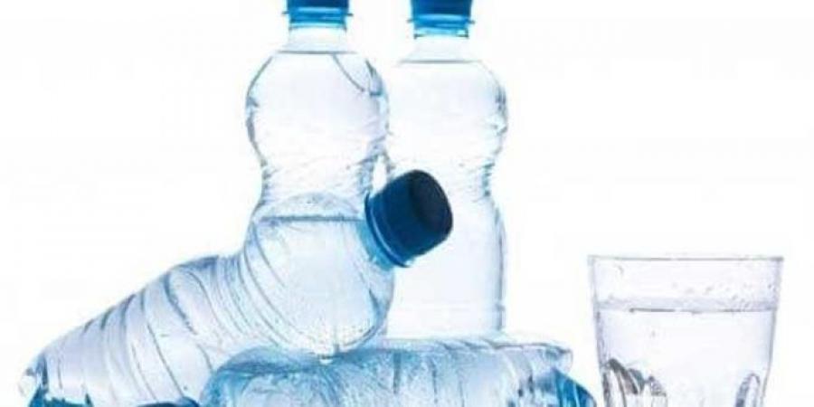 هذا ما تُنفقه العائلة التونسية شهريا على المياه المعلّبة