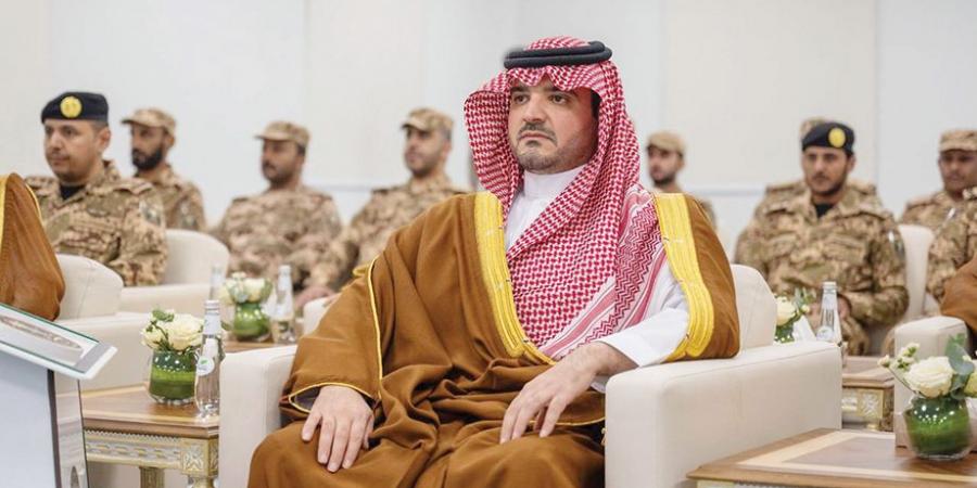 عبدالعزيز بن سعود يفتتح مقر الحج والعمرة ل«المجاهدين».. ويطلع على منظومة النقل