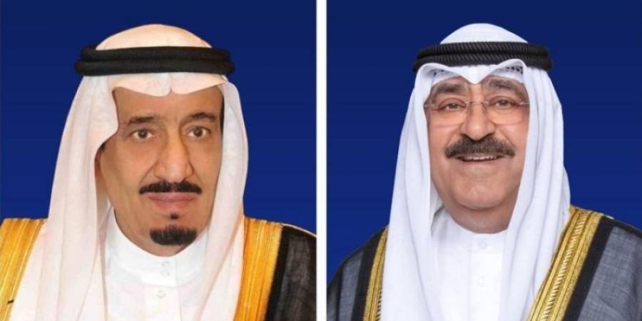 قيادة الكويت تهنئ خادم الحرمين بمناسبة نجاح موسم الحج