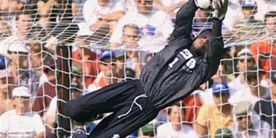 محمد الدعيع: أنا أفشل حارس في تاريخ الكرة السعودية (فيديو)