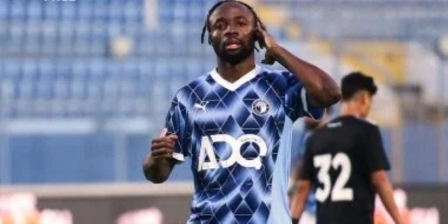 جري إخطار اللاعب .. بيراميدز يفعل الموسم الإضافى فى عقد فيستون ماييلى وينتظر مناقشة عروض رحيله