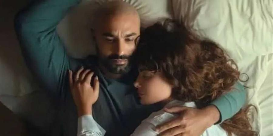 كريم فهمي يشكر الجمهور بعد عرض مسلسل 220 يوم.. ويعد بالمزيد من المفاجآت