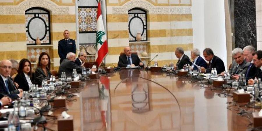 الحكومة اللبنانية توافق على أهداف الورقة الأميركية بما فيها نزع سلاح (حزب الله)