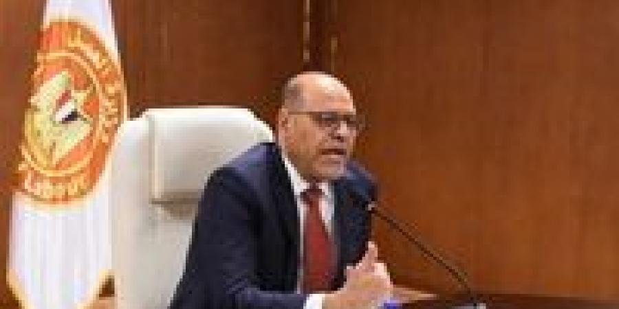 وزارة العمل تناشد المستحقين للمعاشات التقاعدية العراقية بالتوجه إلى "مصرف الرافدين" و "الوزارة"
