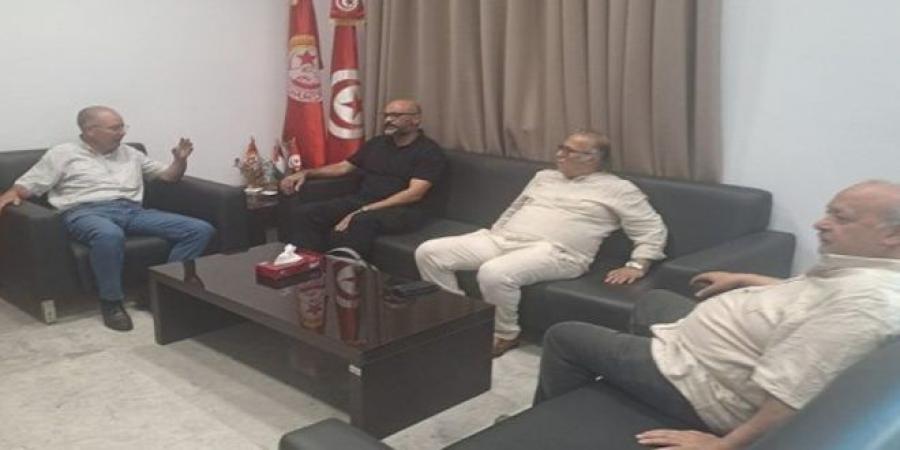 الطبوبي يستقبل نقيب الصحفيين..