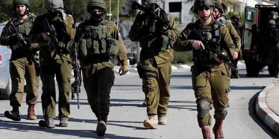 الاحتلال ومستوطنوه يواصلون العربدة في البلدات الفلسطينية