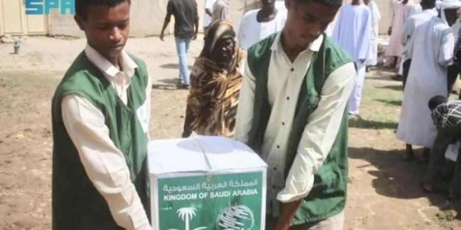 «سلمان للإغاثة» يوزّع مساعدات غذائية بسوريا والأردن وباكستان