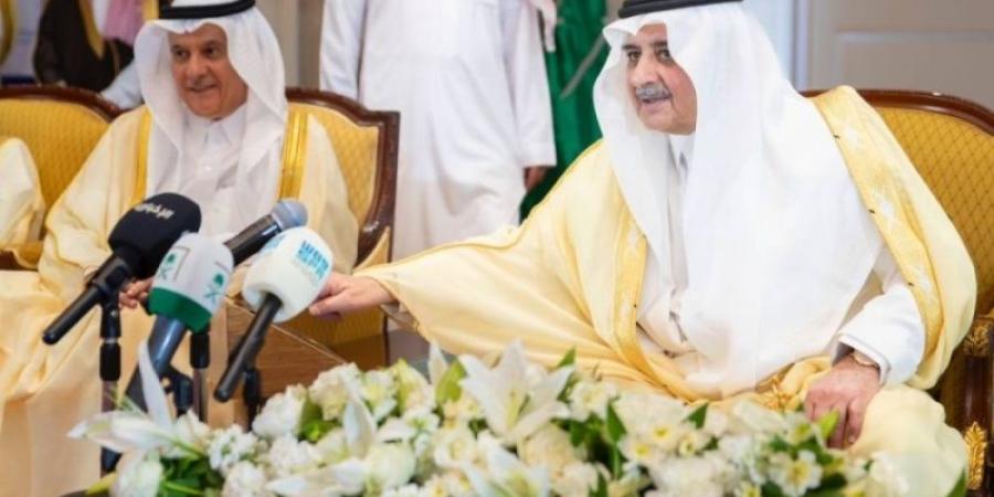 أمير تبوك يدشّن ويضع حجر أساس 48 مشروعًا بيئيًا ومائيًا وزراعيًا ب 4.4 مليارات ريال